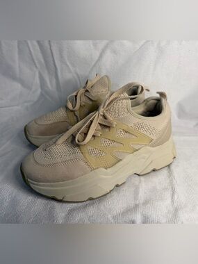 H&M Beige Cream Chunky Sneakers